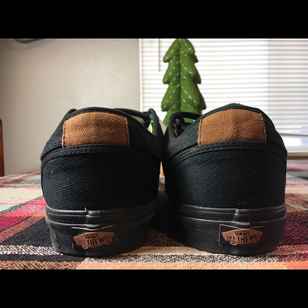 Men’s Black Vans